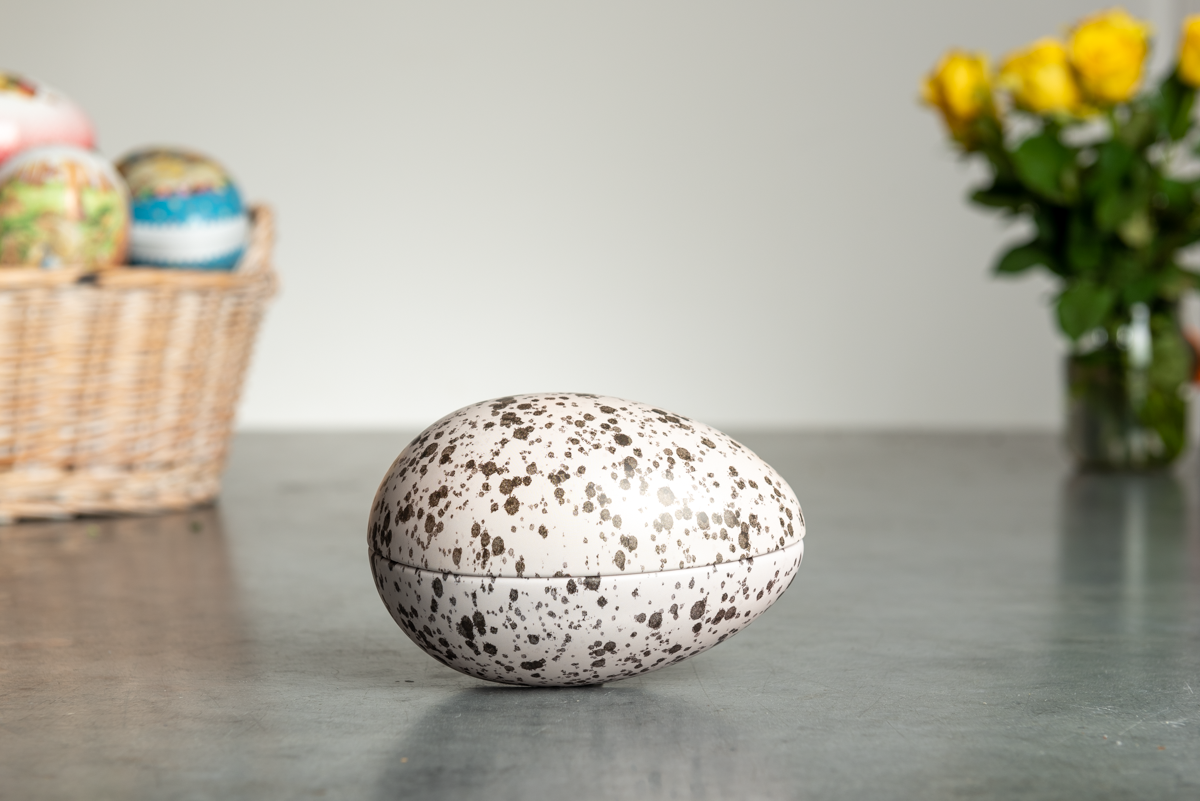 Speckled Reusable Painted Tin Easter Egg side