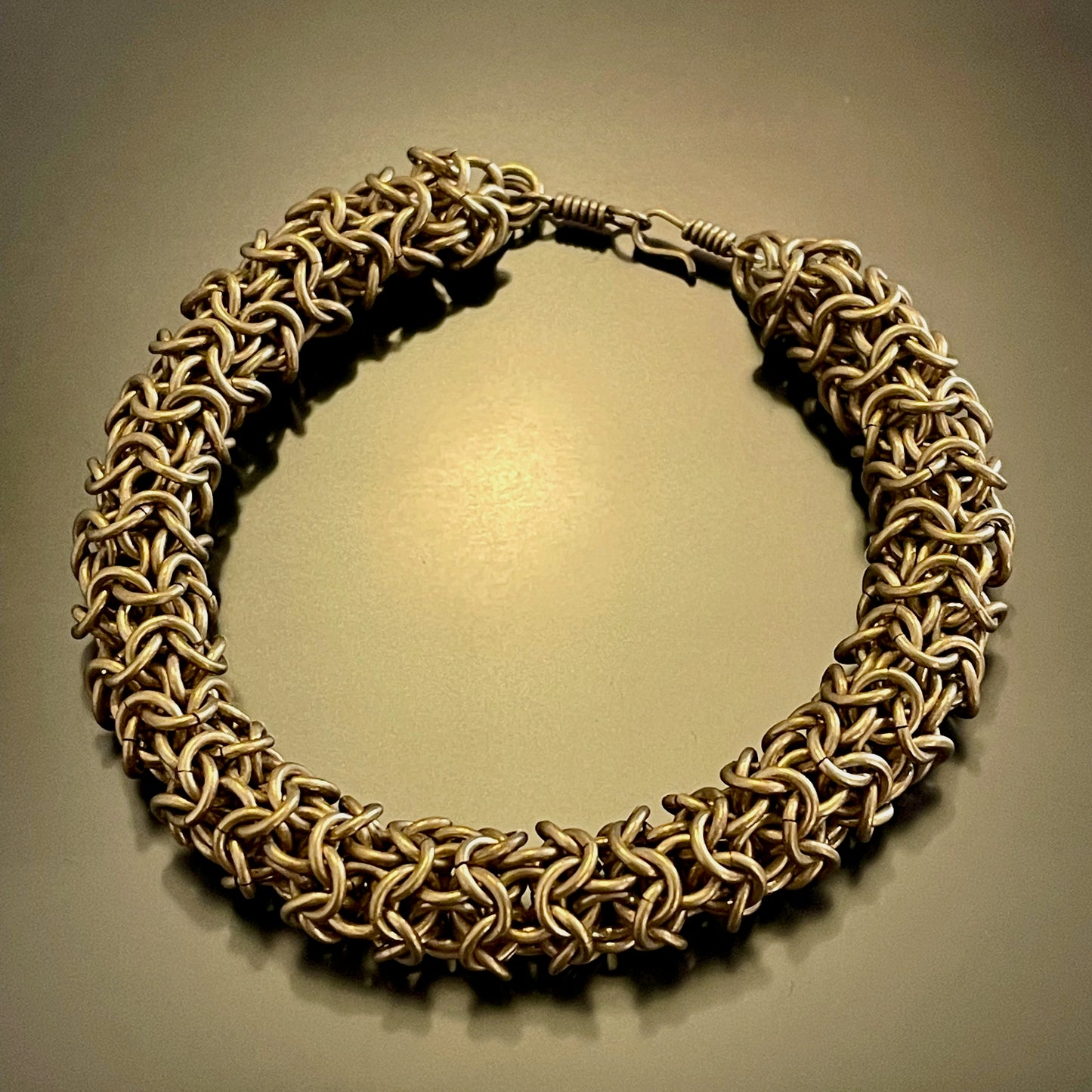 Samaka Round Pattern Linked Brass Bracelet