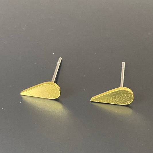 Small Brass Teardrop Studs