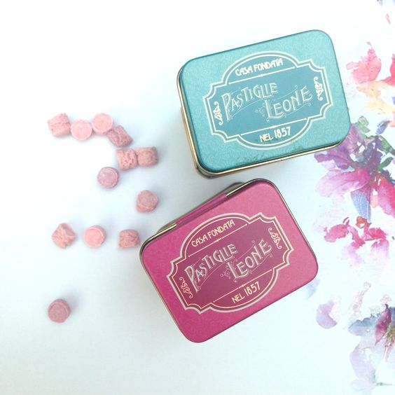 Retro Tin of Pastille Sweets lids