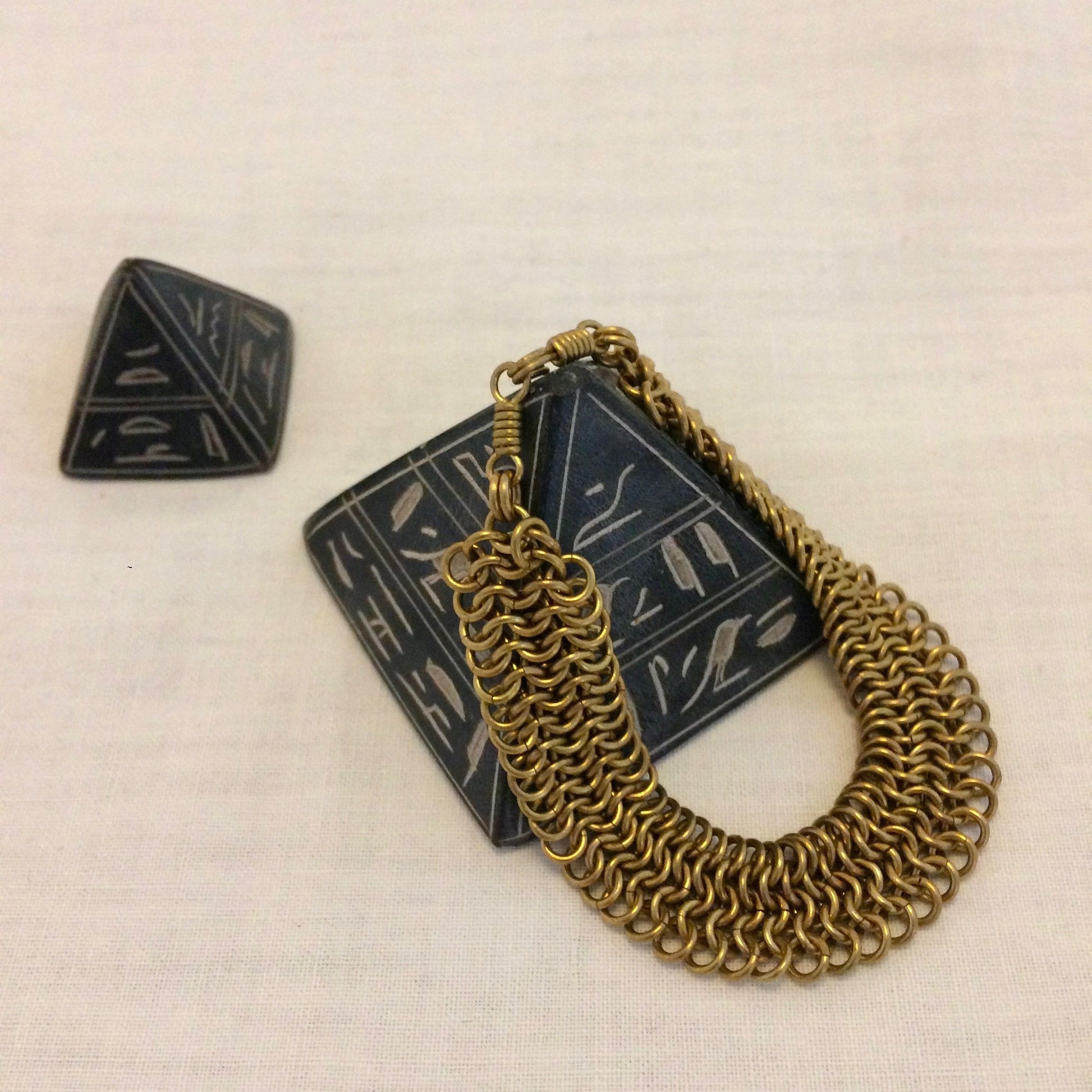 Samaka Flat Linked Brass Bracelet with pyramid