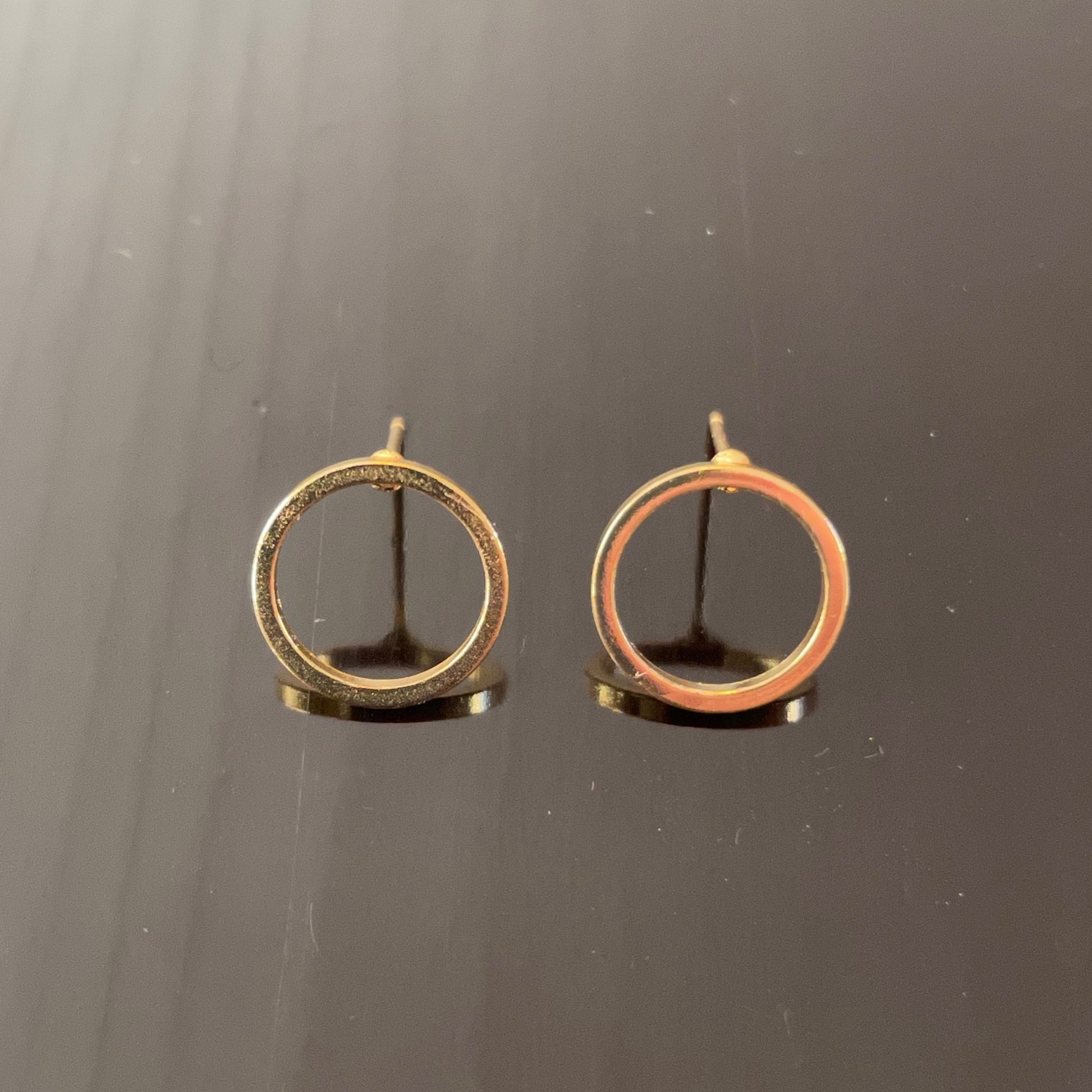 Irth Small Gold-plated Brass Circle Studs