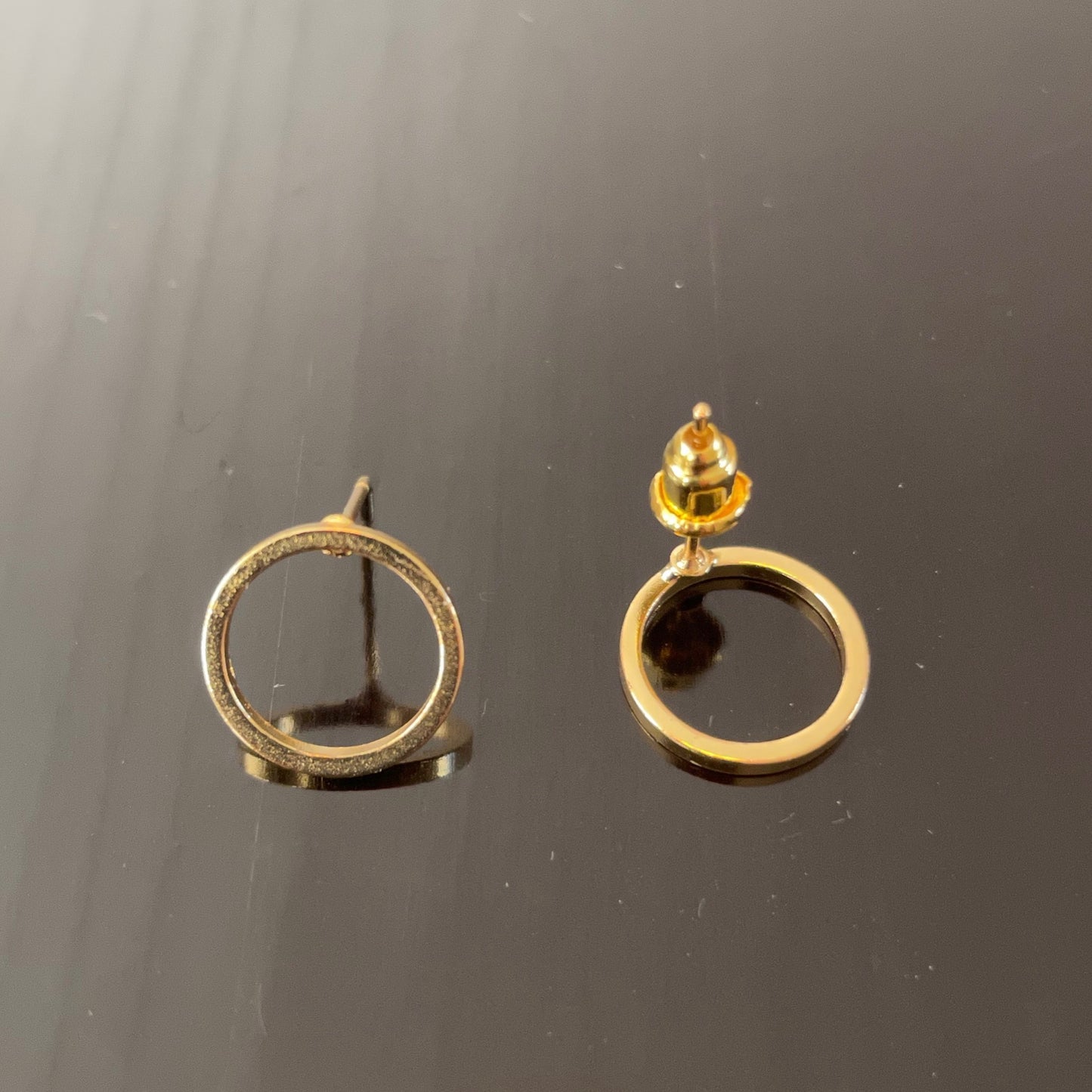 Irth Small Gold-plated Brass Circle Studs detail